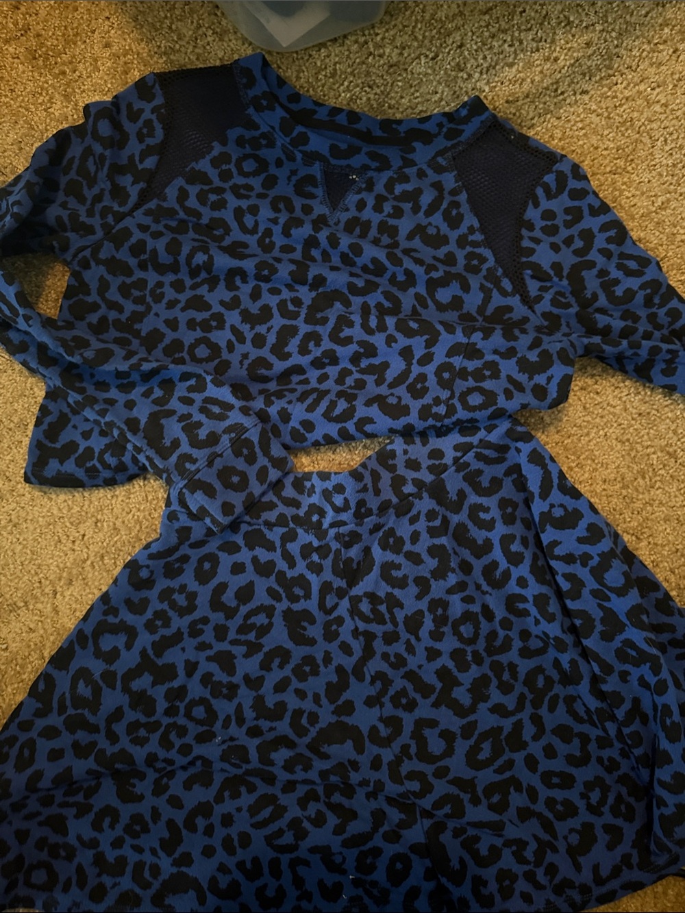 BONGO Blue and Black Leopard Print Set